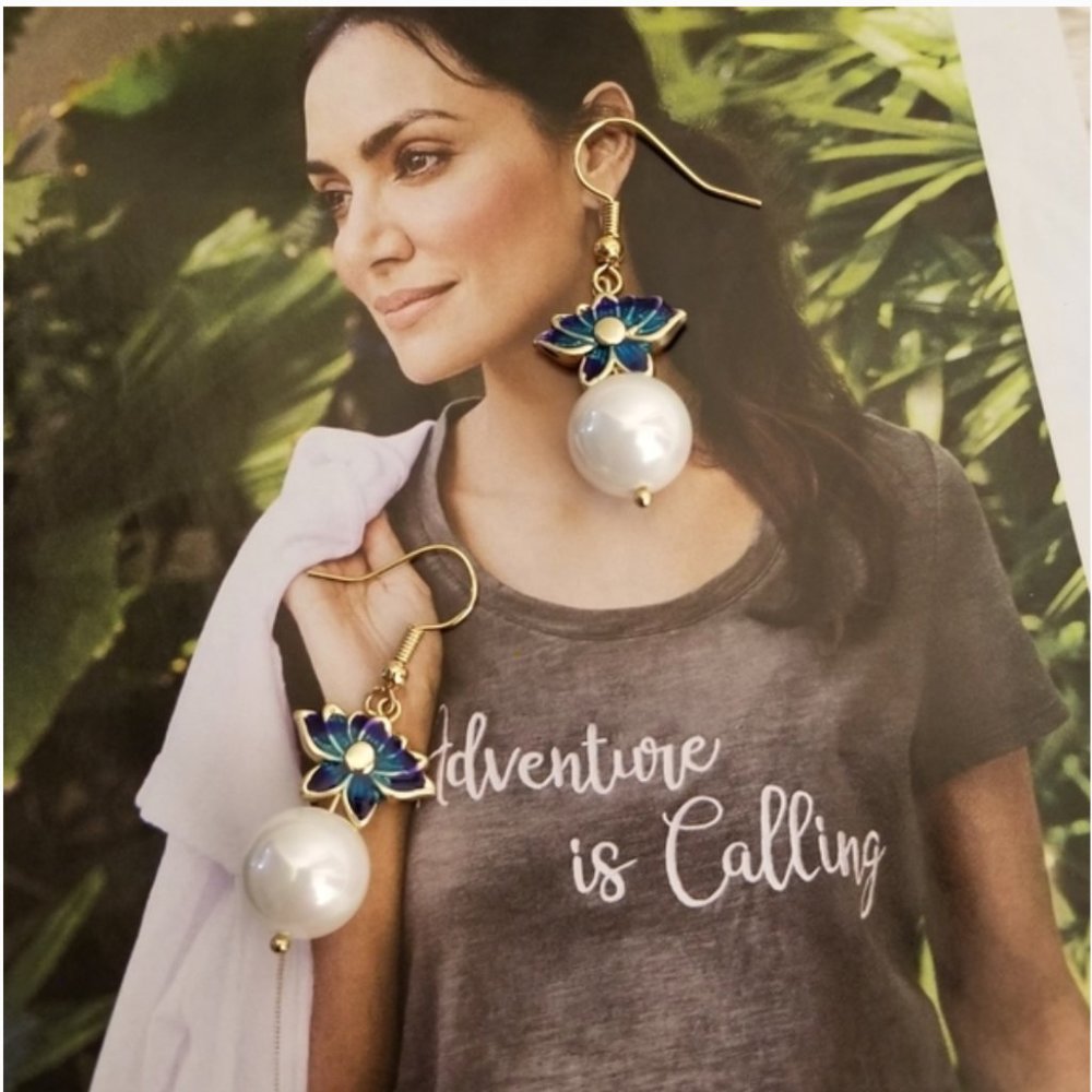 NEW Spiritual Lotus Flower Earrings - Picture 3 of 14